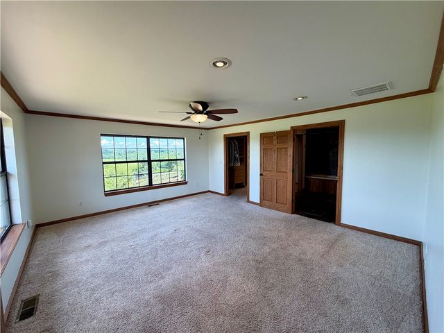 942 Clifty Highway, Rogers, AR 72756