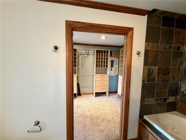 942 Clifty Highway, Rogers, AR 72756