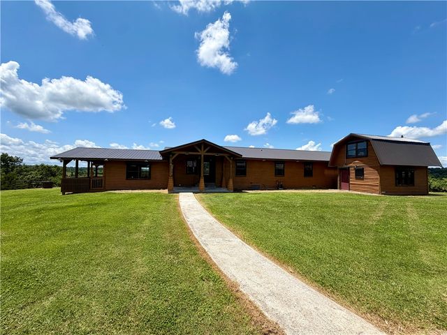 942 Clifty Highway, Rogers, AR 72756