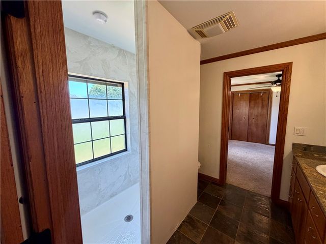 942 Clifty Highway, Rogers, AR 72756