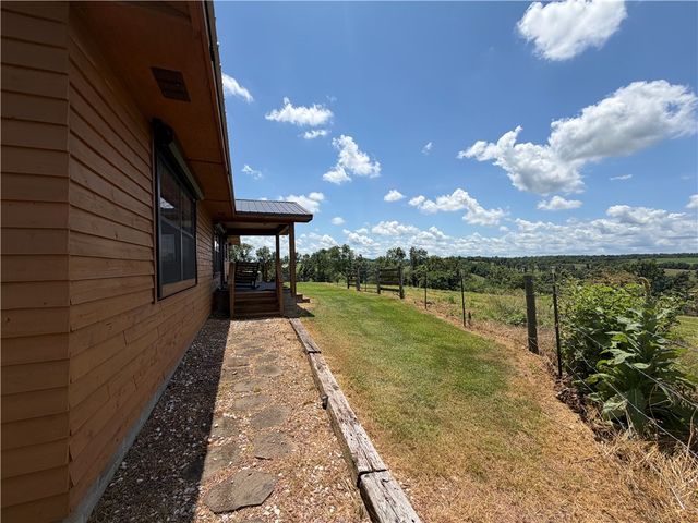 942 Clifty Highway, Rogers, AR 72756