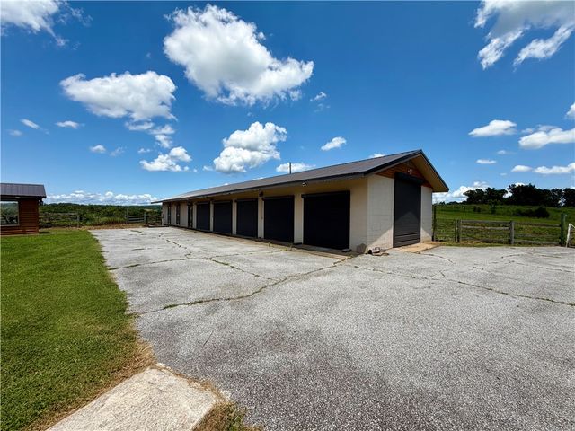 942 Clifty Highway, Rogers, AR 72756