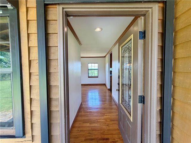 942 Clifty Highway, Rogers, AR 72756