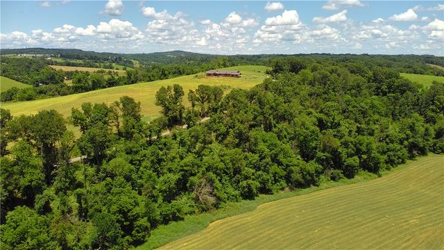 942 Clifty Highway, Rogers, AR 72756