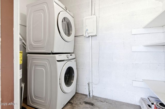 780 E EUGIE Avenue, Phoenix, AZ 85022