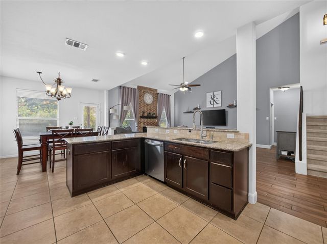 101 Paul Azinger DR, Round Rock, TX 78664
