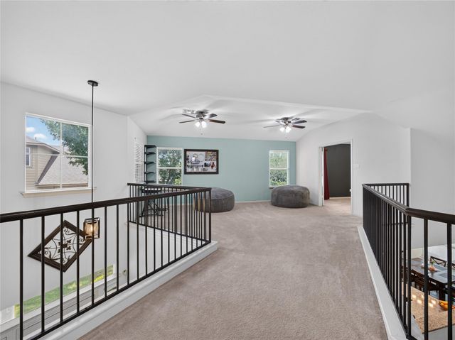 101 Paul Azinger DR, Round Rock, TX 78664