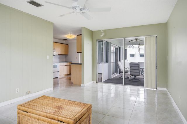 8212 NW 12th Court, Plantation, FL 33322
