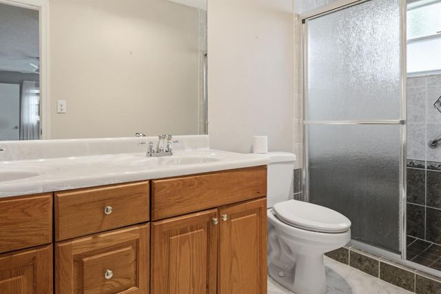 8212 NW 12th Court, Plantation, FL 33322