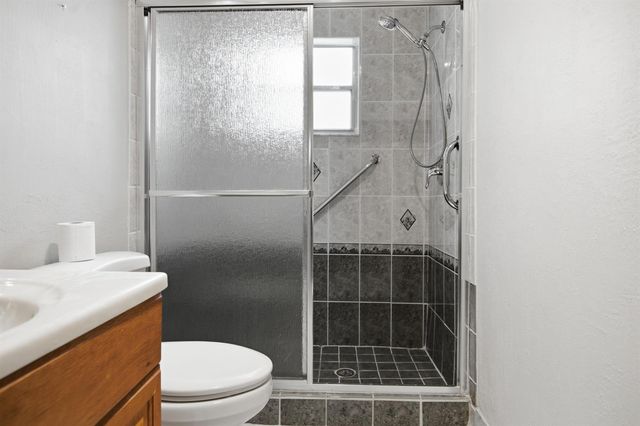 8212 NW 12th Court, Plantation, FL 33322