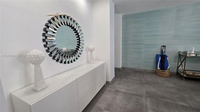 4001 S Ocean Drive 9F, Hollywood, FL 33019
