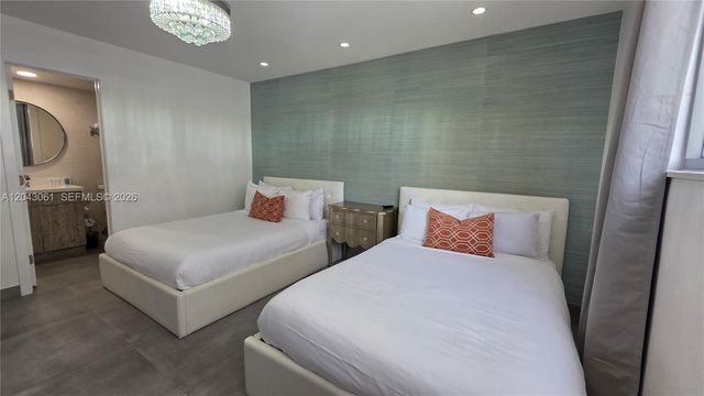 4001 S Ocean Drive 9F, Hollywood, FL 33019