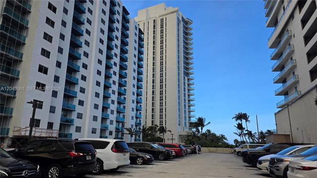 4001 S Ocean Drive 9F, Hollywood, FL 33019