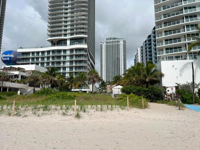 4001 S Ocean Drive 9F, Hollywood, FL 33019