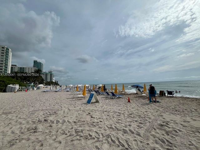 4001 S Ocean Drive 9F, Hollywood, FL 33019