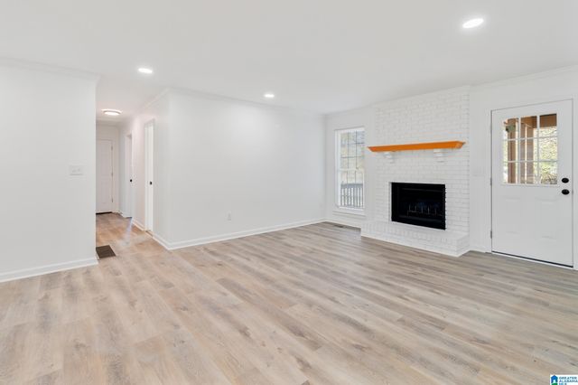 904 RICH ROAD, Birmingham, AL 35215