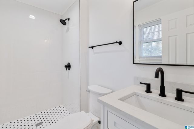 904 RICH ROAD, Birmingham, AL 35215