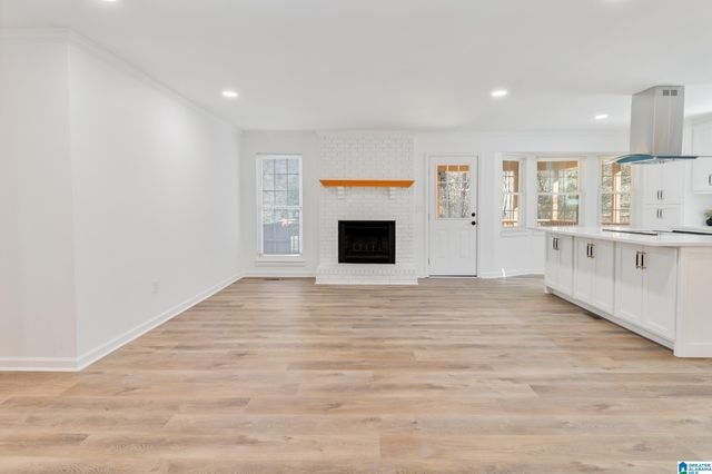 904 RICH ROAD, Birmingham, AL 35215