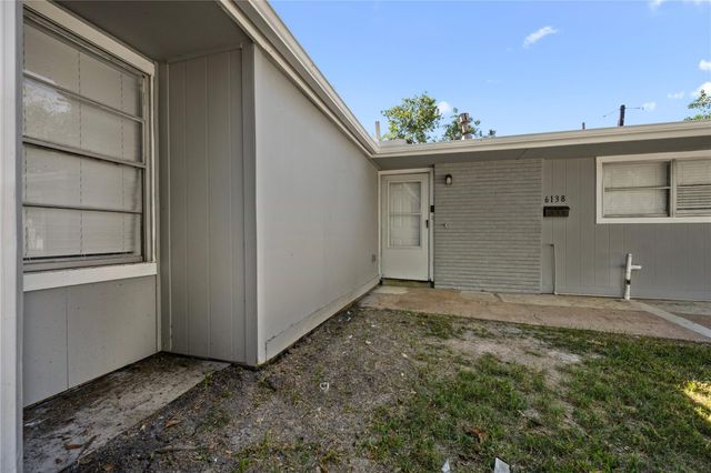 6138 Kenilwood Drive, Houston, TX 77033