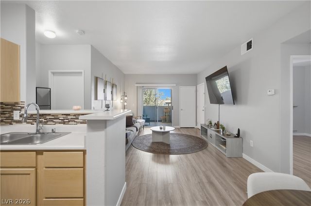 2615 West Gary Avenue 2067, Las Vegas, NV 89123