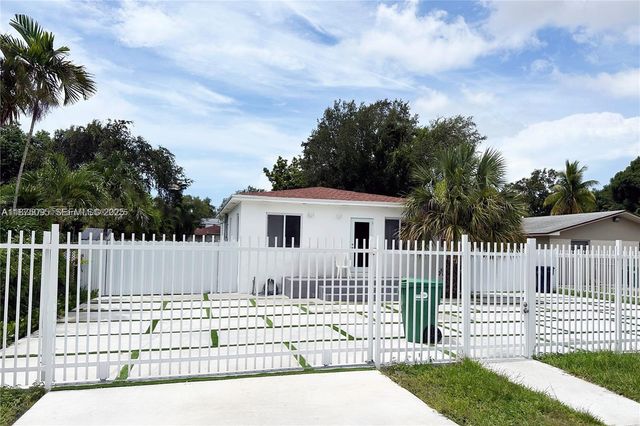 2740 NW 49th Street, Miami, FL 33142