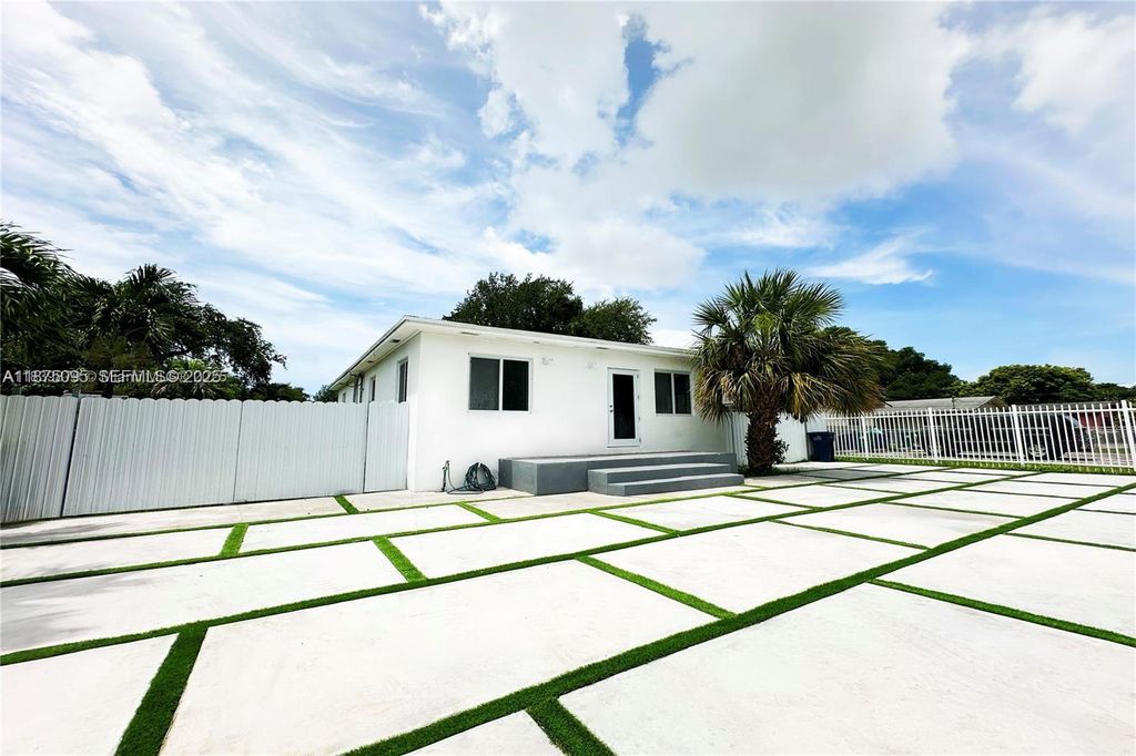 2740 NW 49th Street, Miami, FL 33142