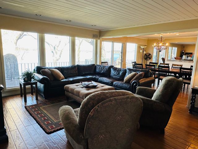 57450 Oklahoma 125 595, Monkey Island, OK 74331