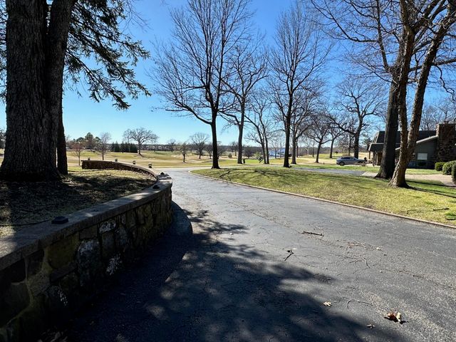 57450 Oklahoma 125 595, Monkey Island, OK 74331