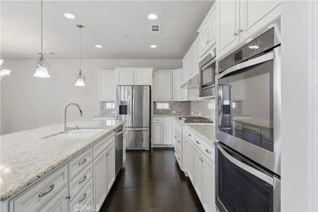 12706 Stillbrook Drive, Bakersfield, CA 93311
