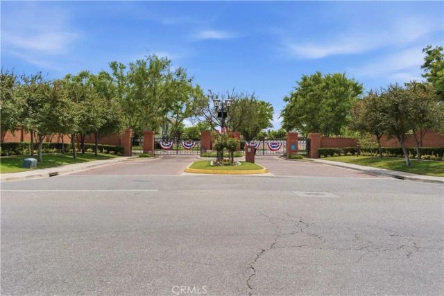 12706 Stillbrook Drive, Bakersfield, CA 93311