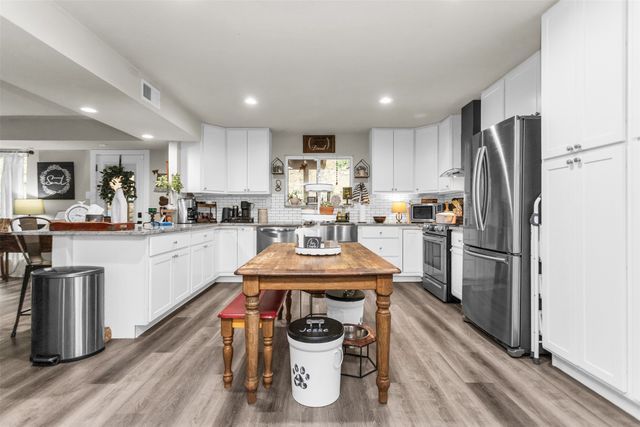 3963 Summit Ridge Drive, Corinth, TX 76210