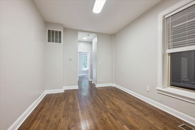 2405 W McLean Avenue 1, Chicago, IL 60647
