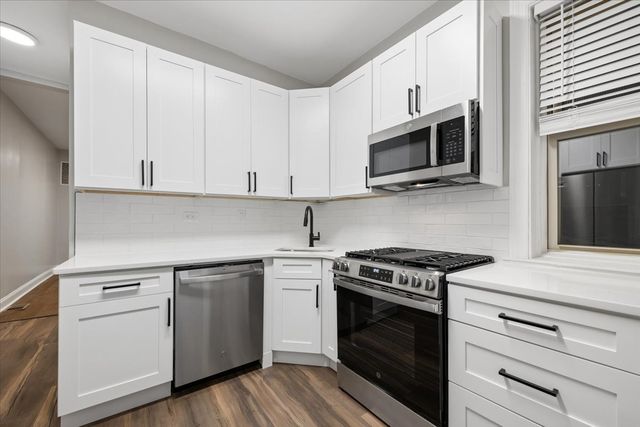 2405 W McLean Avenue 1, Chicago, IL 60647