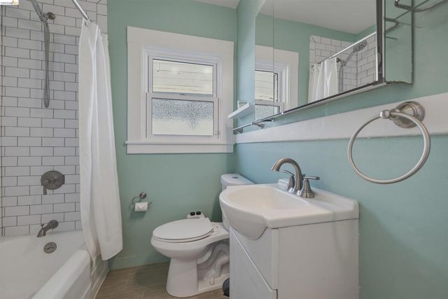 3412 13Th Ave, Oakland, CA 94610