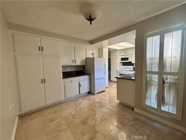 2404 Via Mariposa W 3H, Laguna Woods, CA 92637