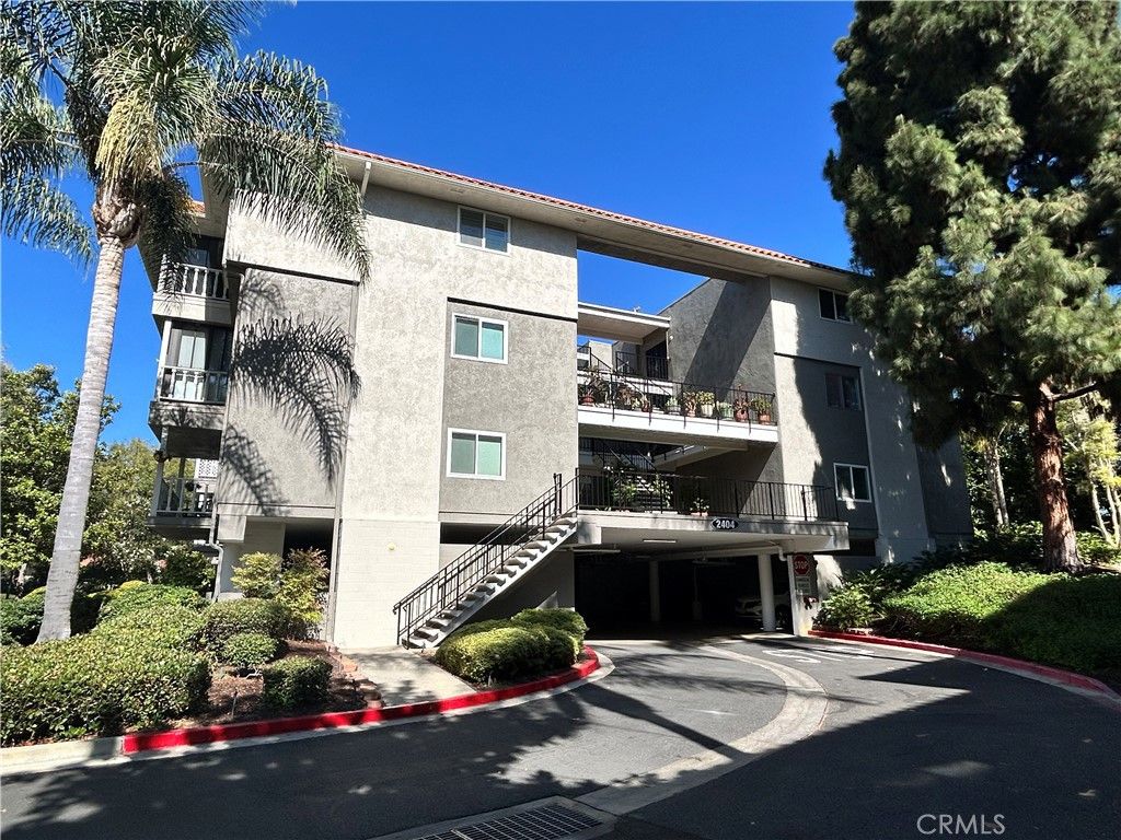 2404 Via Mariposa W 3H, Laguna Woods, CA 92637