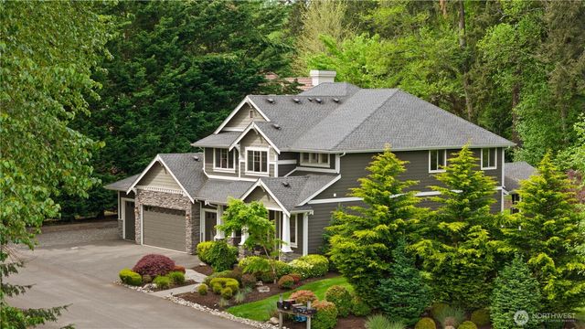 21002 SE 216th Way, Maple Valley, WA 98038