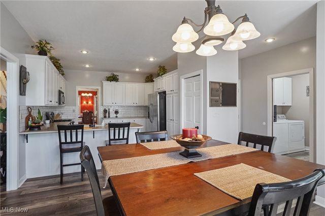 2872 IRONWOOD Drive, Green, OH 44312