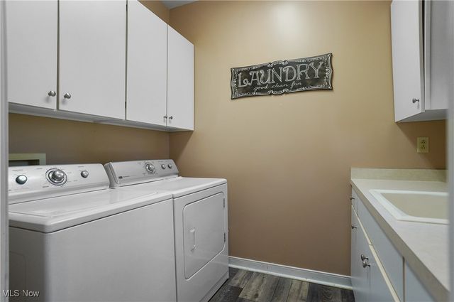 2872 IRONWOOD Drive, Green, OH 44312