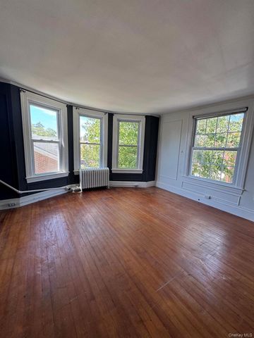 253 Sea Cliff Avenue 1, Sea Cliff, NY 11579
