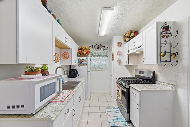 4411 Daisy Meadow Drive, Katy, TX 77449