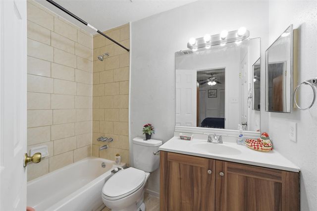 4411 Daisy Meadow Drive, Katy, TX 77449