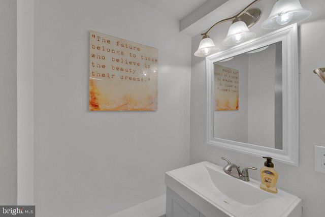 1329 HALSTEAD RD, Baltimore, MD 21234