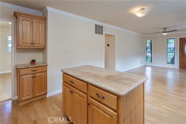 405 N Brighton, Burbank, CA 91506