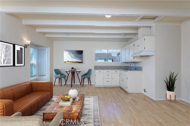 405 N Brighton, Burbank, CA 91506