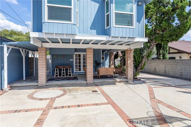 405 N Brighton, Burbank, CA 91506