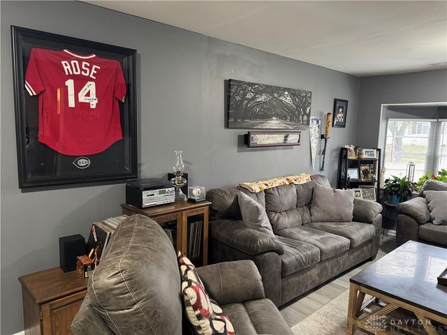 109 Ostend Drive, Brookville, OH 45309