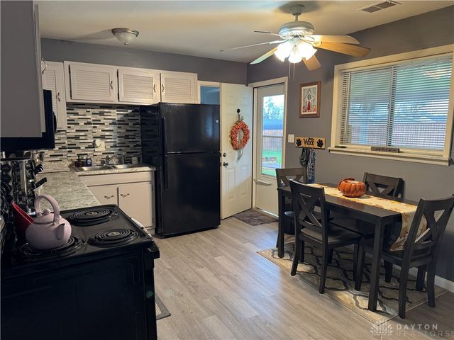 109 Ostend Drive, Brookville, OH 45309