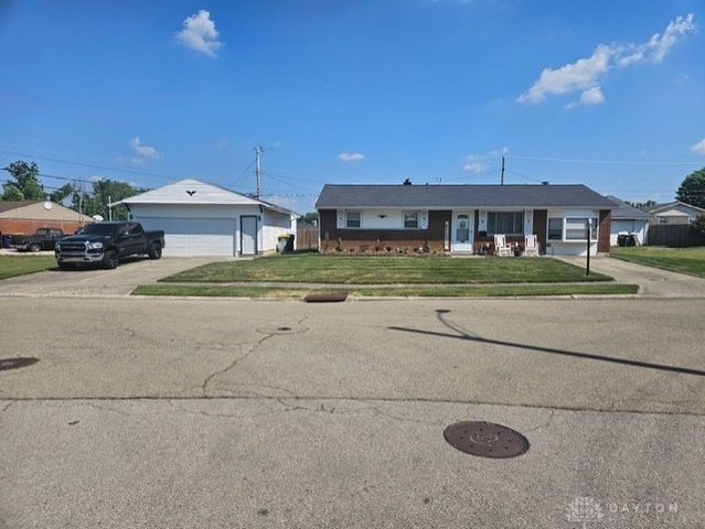 109 Ostend Drive, Brookville, OH 45309