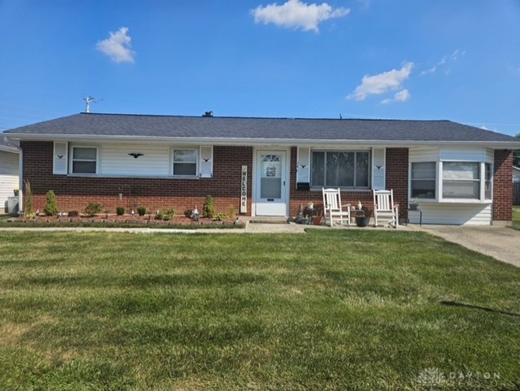 109 Ostend Drive, Brookville, OH 45309